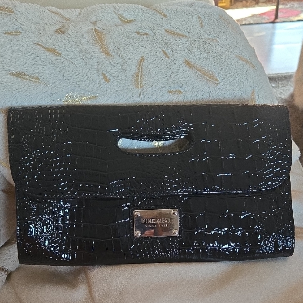 Nine West Glossy Black Croc-Embossed Handbag 🖤